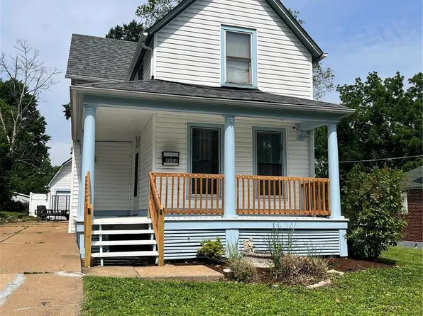 2953 Ridgeway Ave, Saint Louis, MO 63114