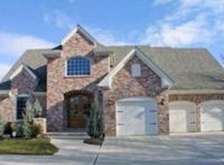 9922 Sappington Rd, Saint Louis, MO 63128