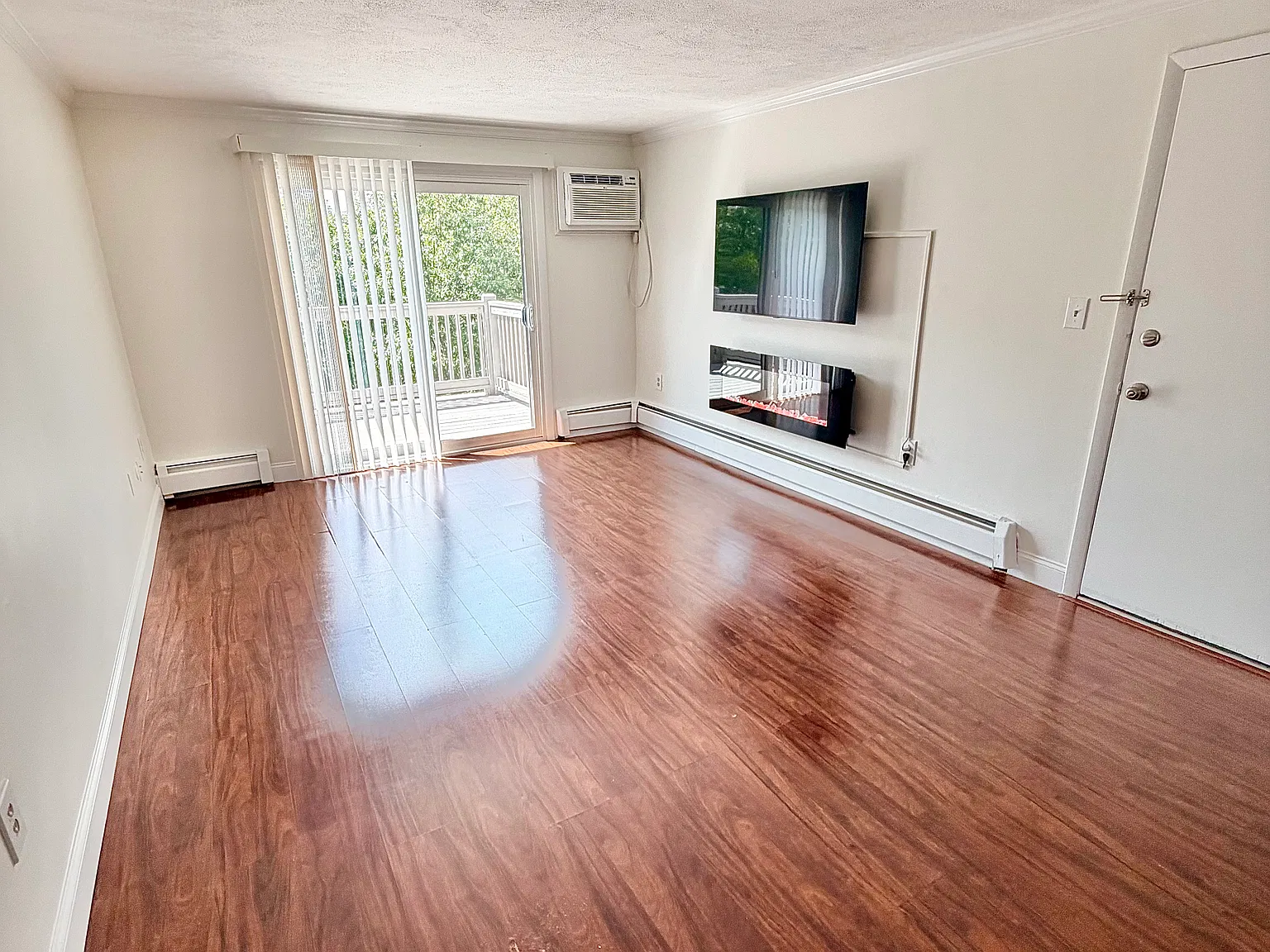 2 bed, 780 sqft, $1,850 — Photo 3