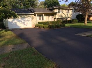 5616 Linworth Rd, Columbus, OH 43235