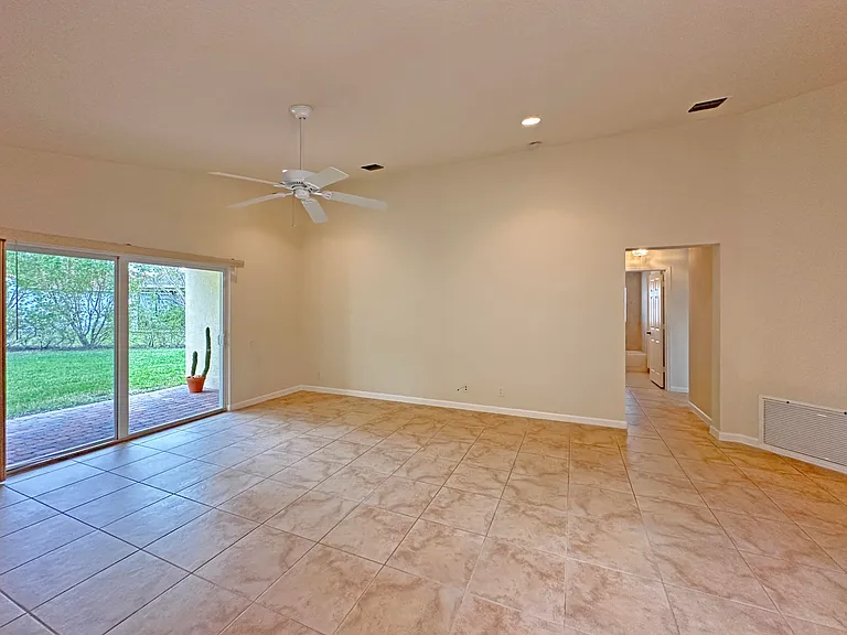 11329 SW Birch Tree Cir — Photo 10