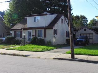 71 Stanley St, Fall River, MA 02720