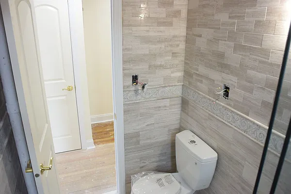 Sold by WRL Realty, LLC | media 30