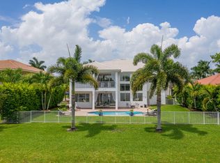 11458 Manatee Bay Ln, Wellington, FL 33449