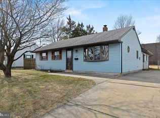 478 Windsor Dr, Bellmawr, NJ 08031