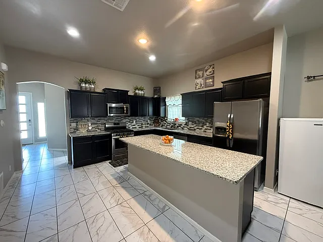 14475 Jasmin Maribel Dr — Photo 8