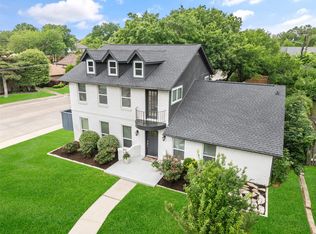 9101 Moss Farm Ln, Dallas, TX 75243
