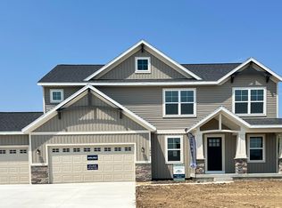 1846 Round Barn Dr, Hudsonville, MI 49426