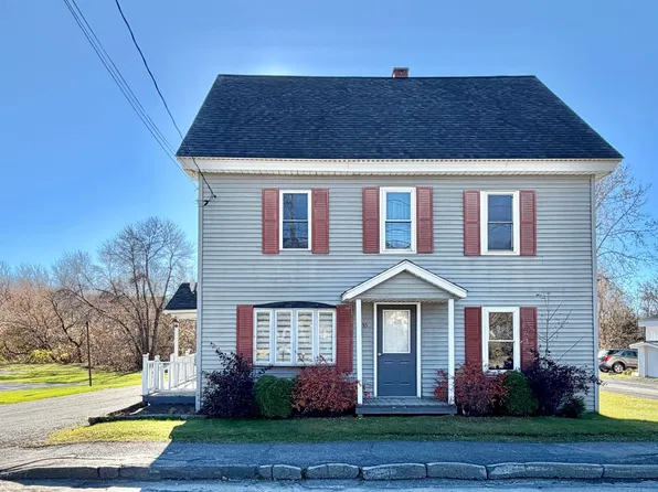 35 Market Street, Fort Kent, ME 04743