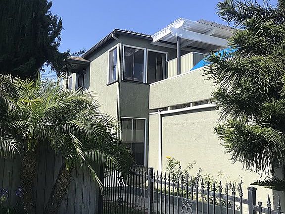 3rd image of 4231 Manhattan Beach Blvd