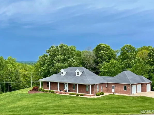 149 Windy Point Ave, Cape Girardeau, MO 63701