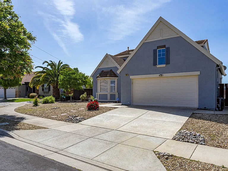 2902 Haddington Ct — Photo 3
