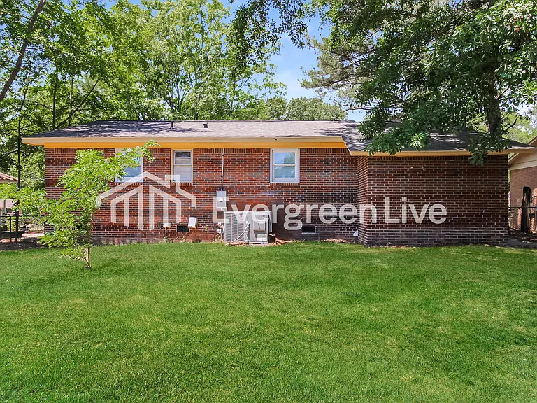 528 Atterbury Dr — Photo 11
