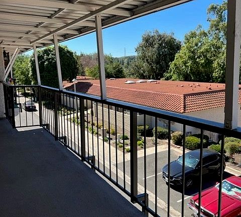 4th image of 3300 Via Carrizo Unit O