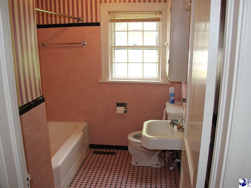 822 W Carolina Ave, Hartsville, SC 29550 Zillow