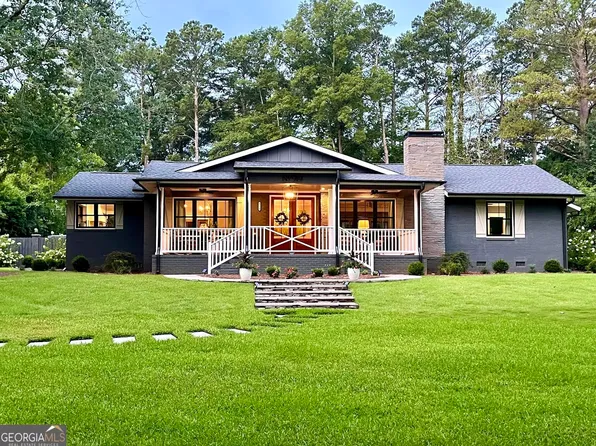 919 Maple Dr, Griffin, GA 30224