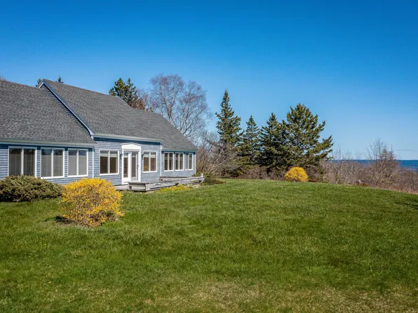 13 Cobb Road, Saint George, ME 04860