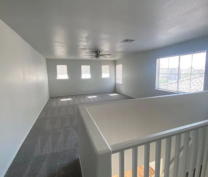 1922 Silver Crest Ct — Photo 12