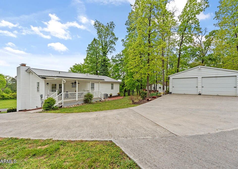 1st image of 1511 Park Ln