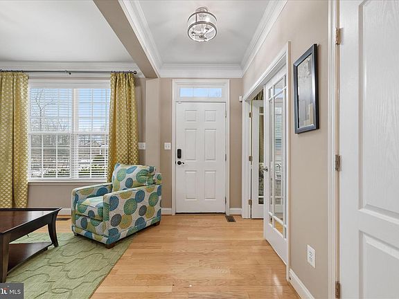 4th image of 7534 Tottenham Dr