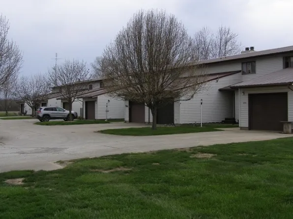 1415 S Shrs, Sullivan, IL 61951