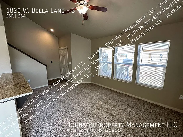 1825 W Bella Ln #3 — Photo 8