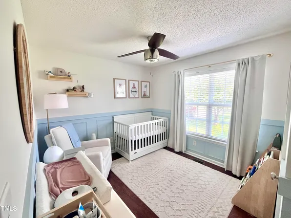 100 Parrish Farm Ln, Benson, NC 27504