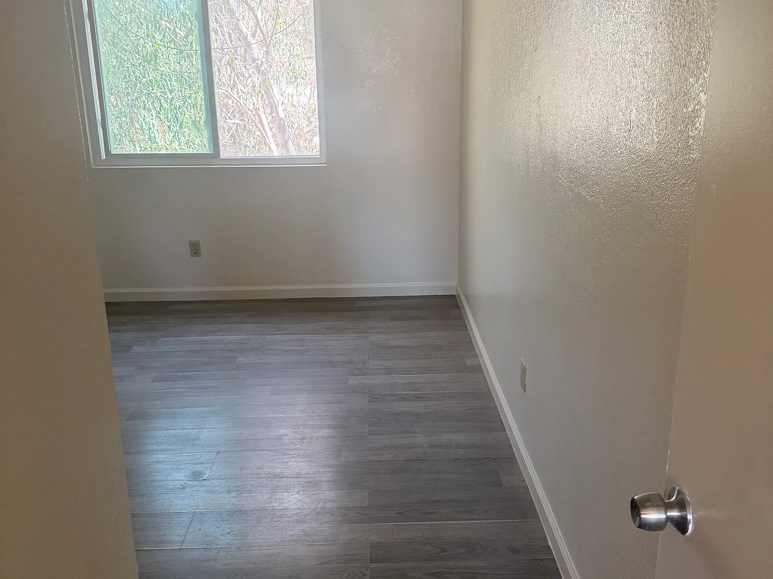 2 bed, 750 sqft, $2,350 — Photo 4