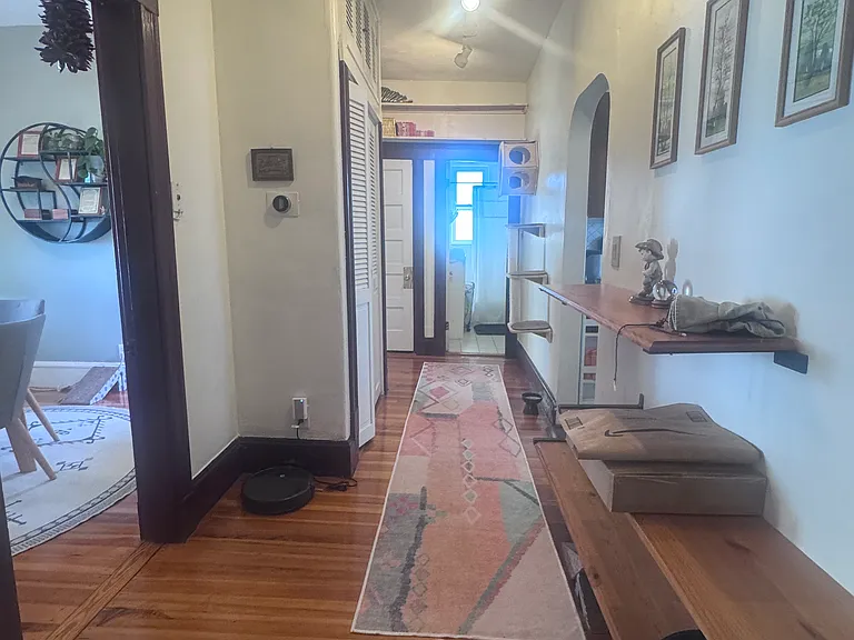 93 Beech St #2 — Photo 2