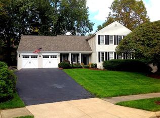 2572 Wild Olive Ct, Vienna, VA 22181