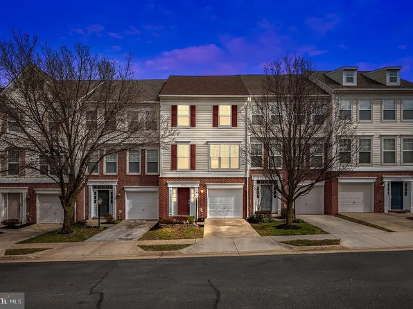8181 Rainwater Cir, Manassas, VA 20111