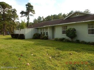 107 Barber Ln, Palatka, FL 32177