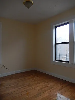 Rented by Bohemia Realty Group | media 19