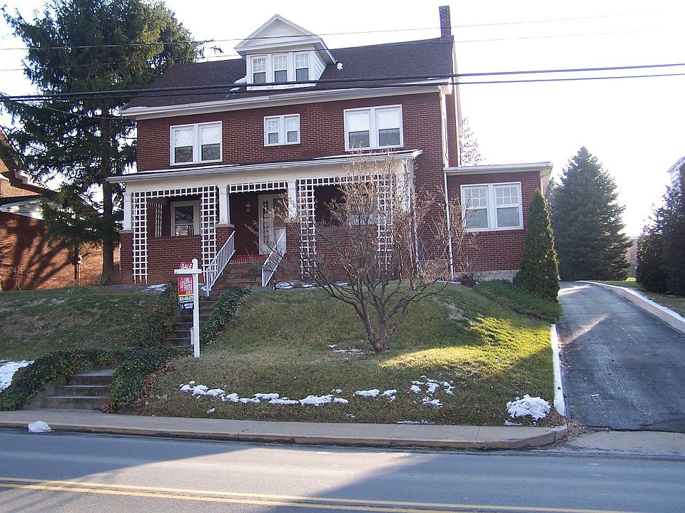 4 Bedroom Colonial