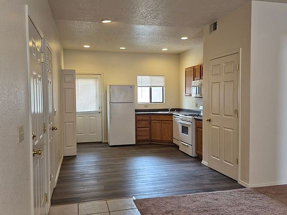 3rd image of 4248 Sabana Grande Ave SE Unit B