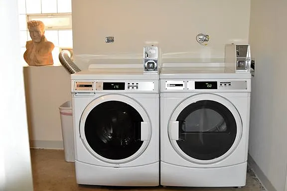 2060 N California Ave #1 — Photo 16