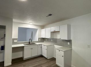 1608 Patti Pl NE, Rio Rancho, NM 87144