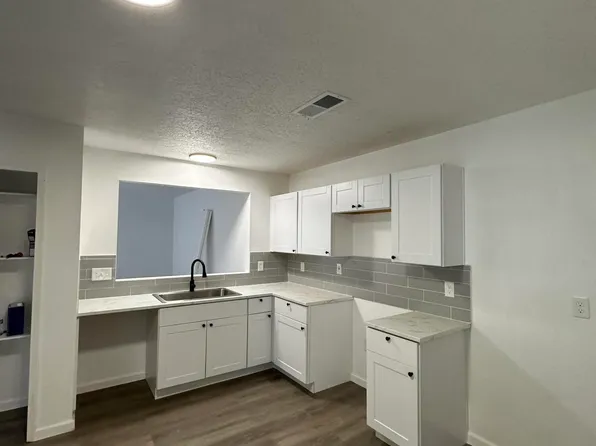 1608 Patti Pl NE, Rio Rancho, NM 87144