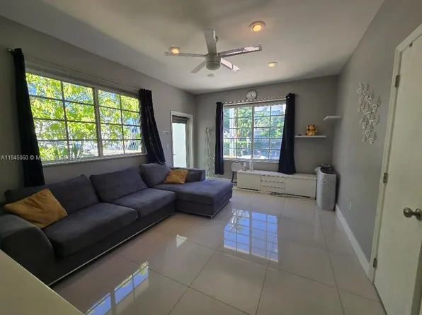 600 Michigan Ave #1, Miami Beach, FL 33139
