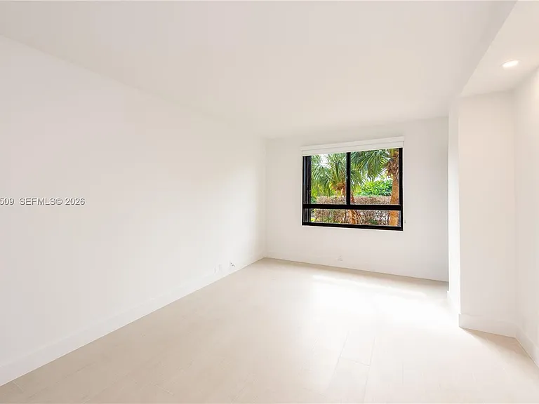 151 Crandon Blvd #241 — Photo 10