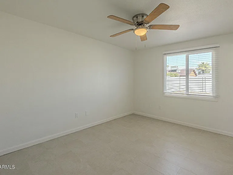 3650 E Eugie Ave — Photo 14