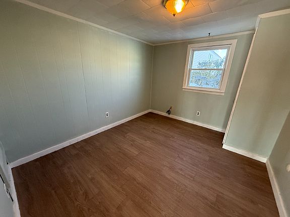 4th image of 190 Ashworth Ave APT 2A