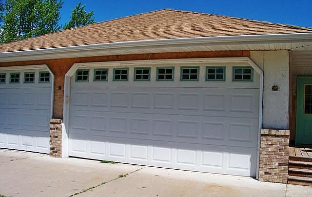 1st image of 15557 Isetta St NE