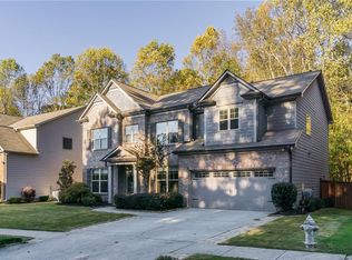 2171 Spring Sound Ln, Buford, GA 30519