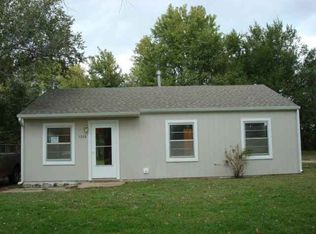 1326 E Denver Dr, Wichita, KS 67219