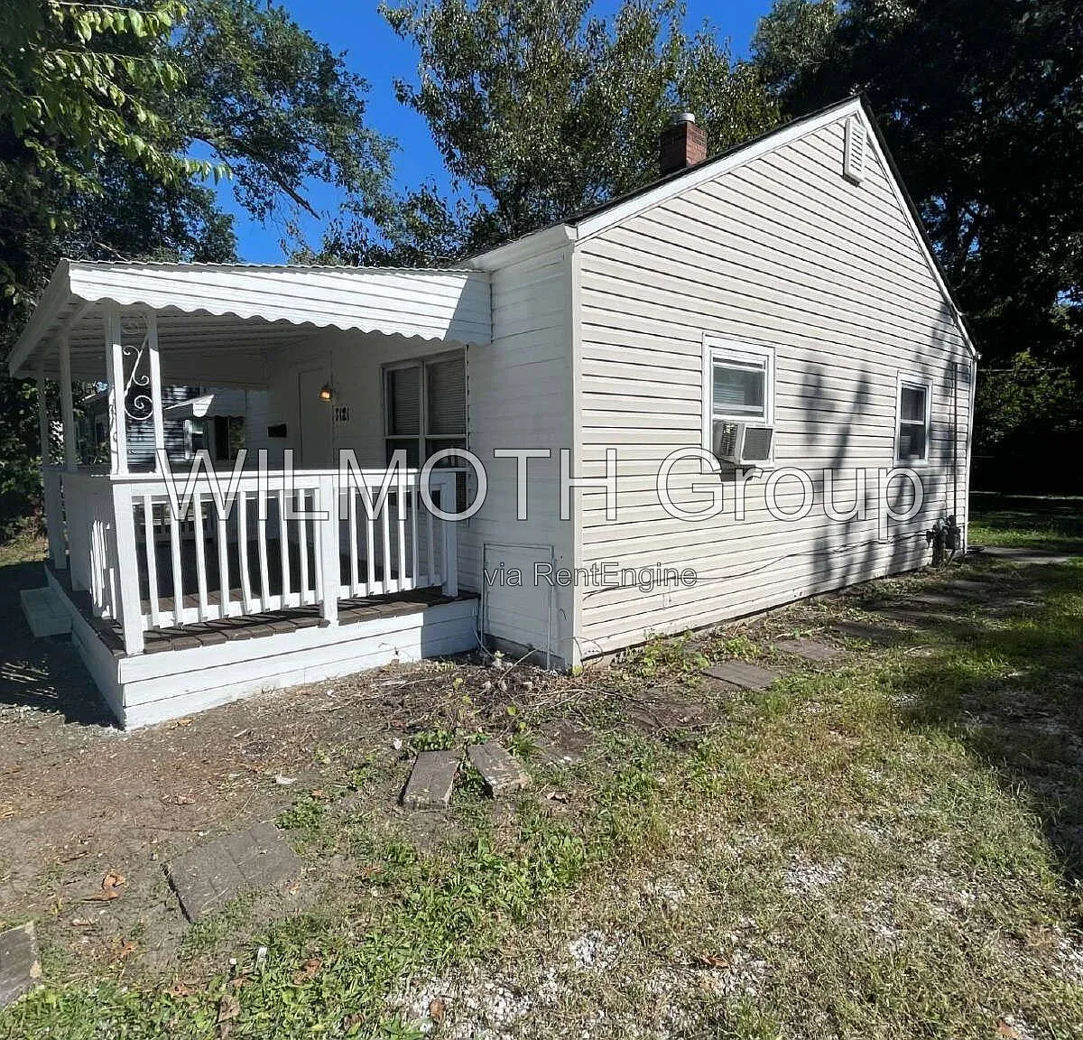 2 bed, 1.0 bath, 725 sqft, $1,075 — Photo 2