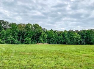 960 Hubbard Cemetery Rd, Edmonton, KY 42129