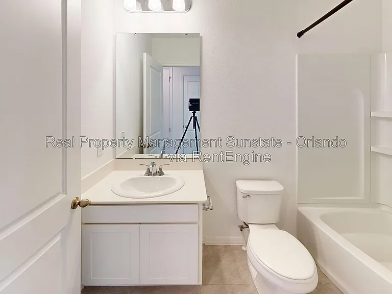 648 Belgrove St — Photo 14