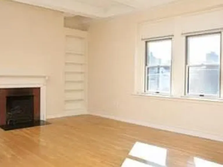 10 Charlesgate E #702 — Photo 1
