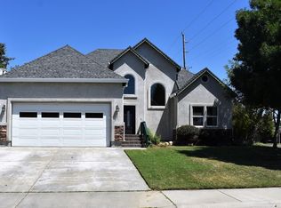 1700 Manzanillo Ln, Corning, CA 96021